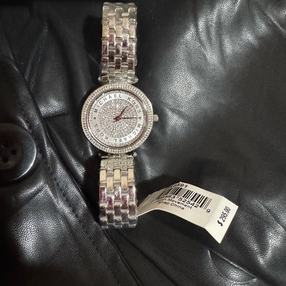 New MK watch - Picture 2 of 2